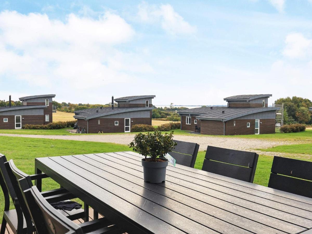 8 Person Holiday Home In Fåborg Buitenkant foto