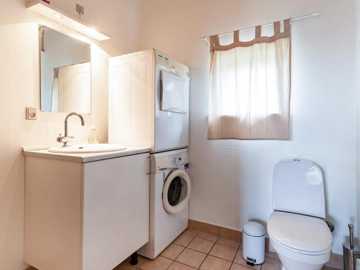 8 Person Holiday Home In Fåborg Buitenkant foto